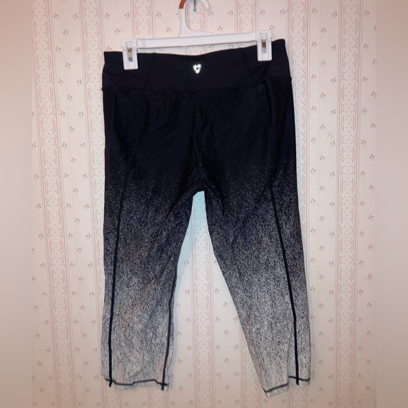 Cute cropped leggings Betsy Johnson size large - Picture 5 of 5